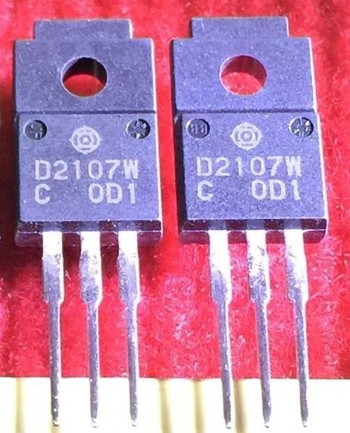 TRANSISTOR Silicio NPN Triple Difuso