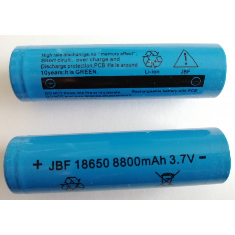 Pila 18650 Recargable Li-ion 3.7 V 8800 mAh marca Maxday